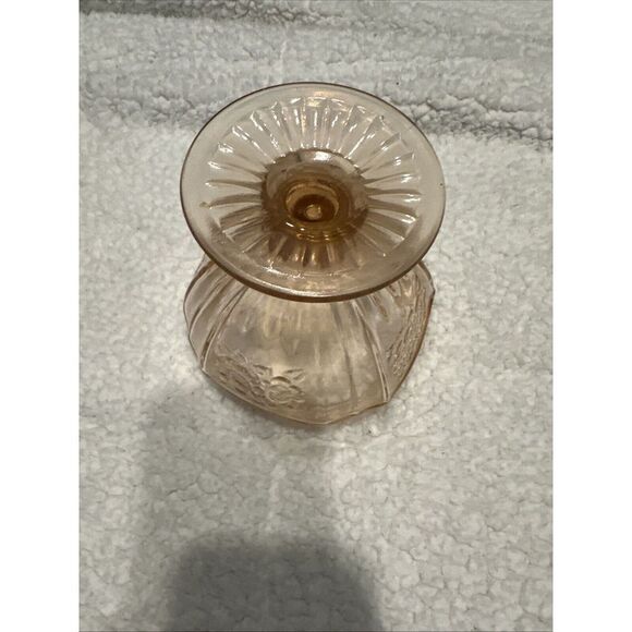 Vintage Pink Depression Glass - Picture 10 of 10